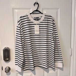 Zara Women’s Oversize Sweater